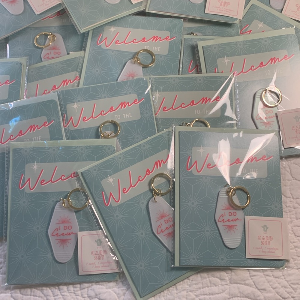 Wedding Cards~Welcome to the I Do Crew Wedding note card W/Keychain 30 New cards